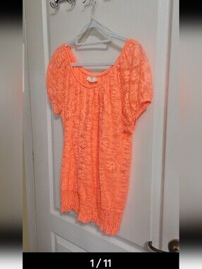 Bobbie Brooks plus size top size 1X hot orange. Lace stretchy round neck…